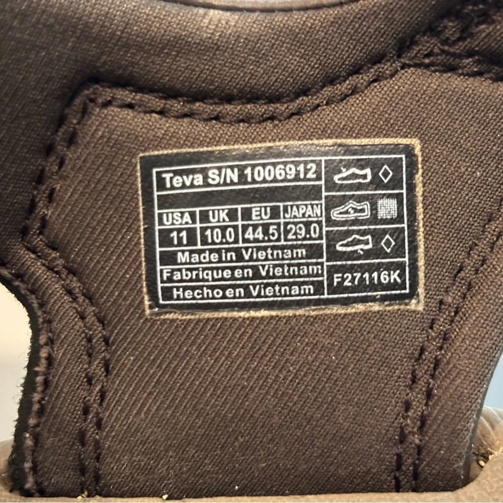 TEVA Brown size 11 Men's Sandals- Velcro & side clip closure - GUC - Picture 7 of 11